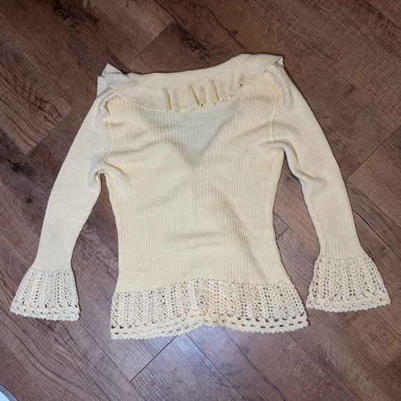 Oscar de la Renta Cream Ruffled Cardigan - Picture 4 of 6